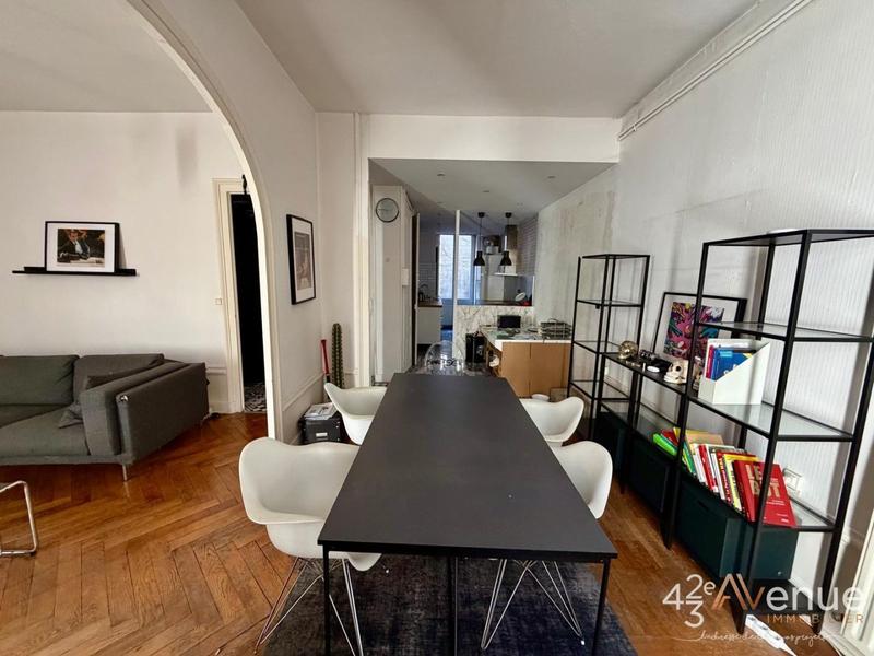 Appartement - 100 m² - 4 pièces