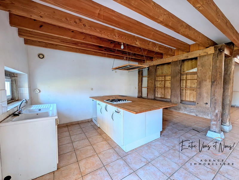 Maison - 292 m² - 9 pièces