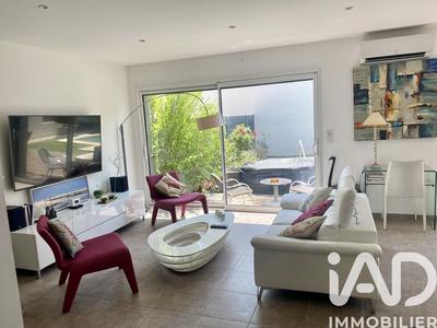 Maison - 86 m² - 4 pièces