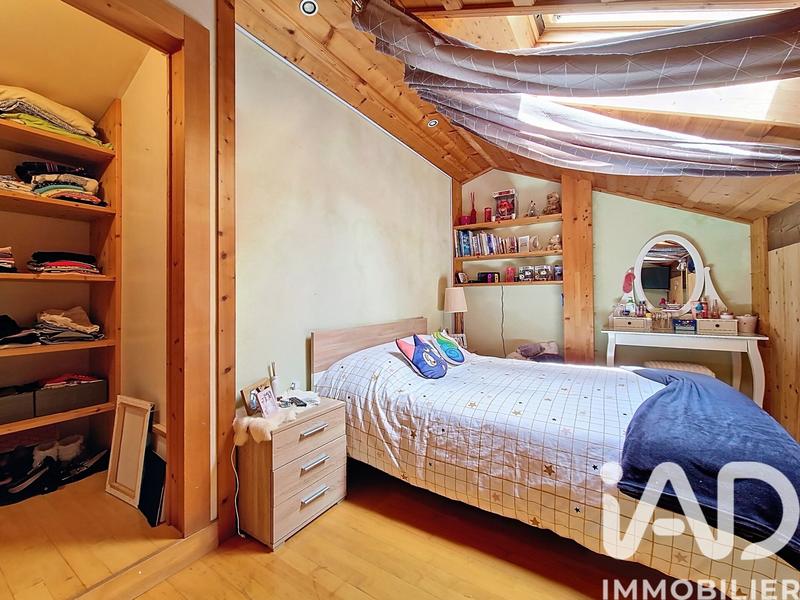 Appartement - 181 m² - 5 pièces