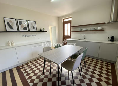 Maison - 110 m² - 5 pièces