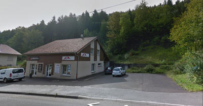 Local commercial - 126 m² - 10 pièces