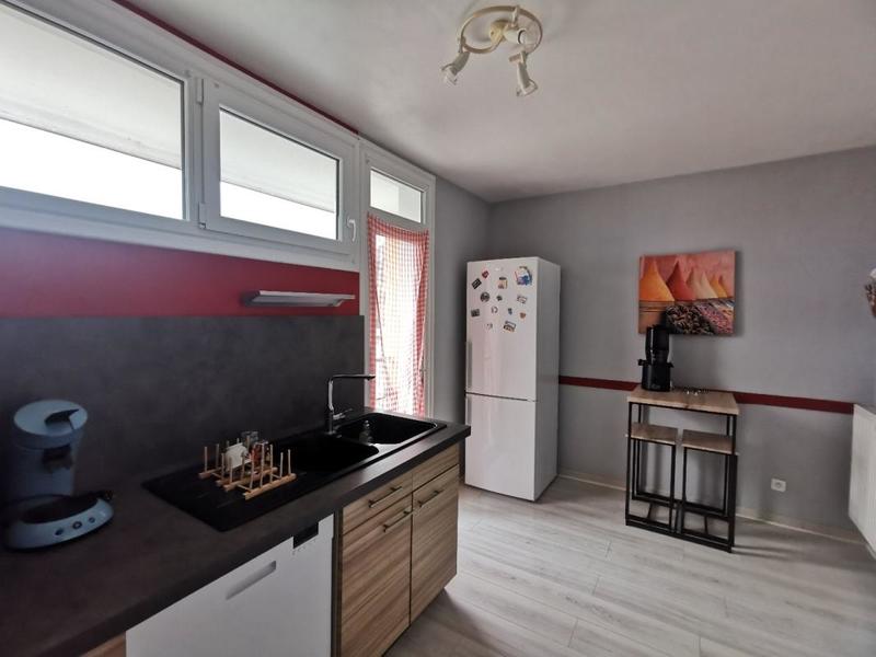 Appartement - 81 m² - 4 pièces