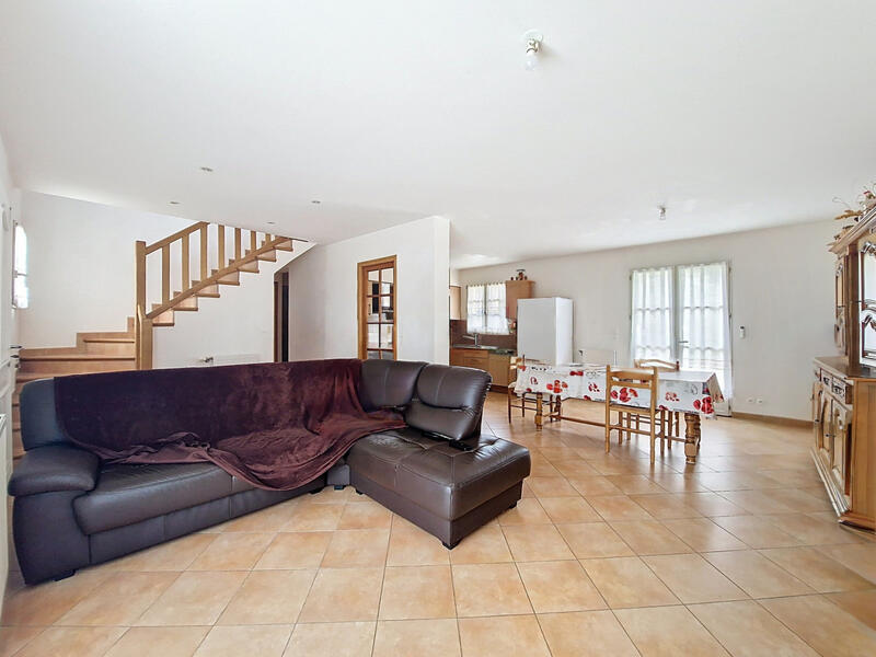 Maison - 119 m² - 5 pièces