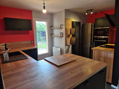 Maison - 160 m² - 8 pièces