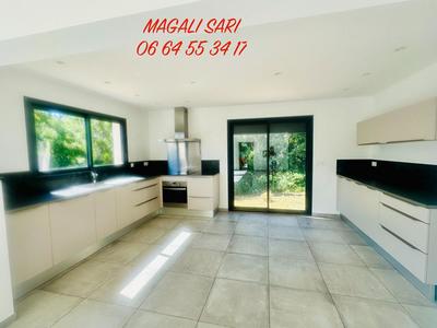 Villa - 148 m² - 6 pièces