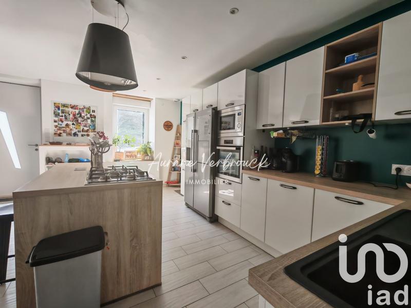 Maison - 104 m² - 4 pièces