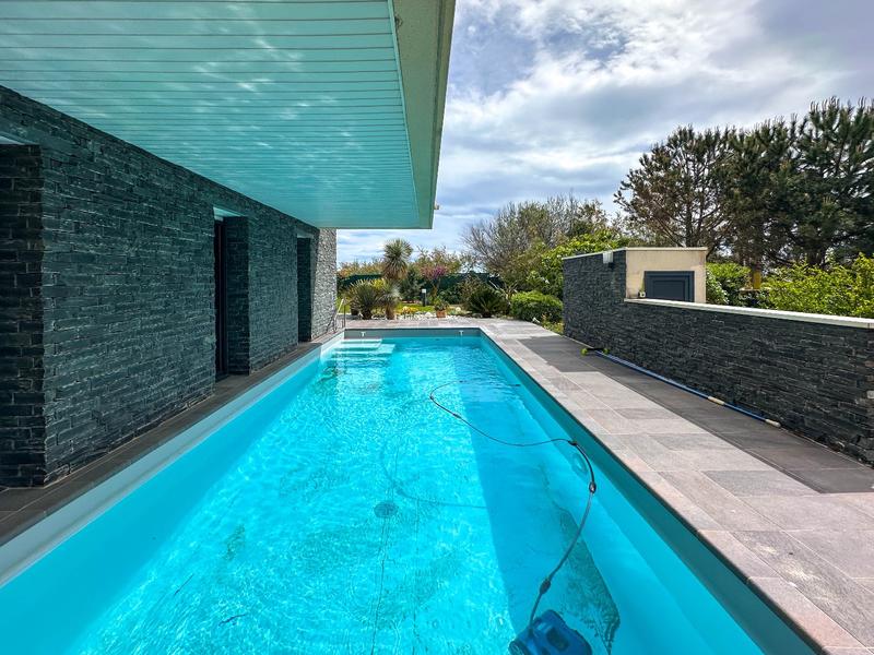 Maison - 191 m² - 5 pièces