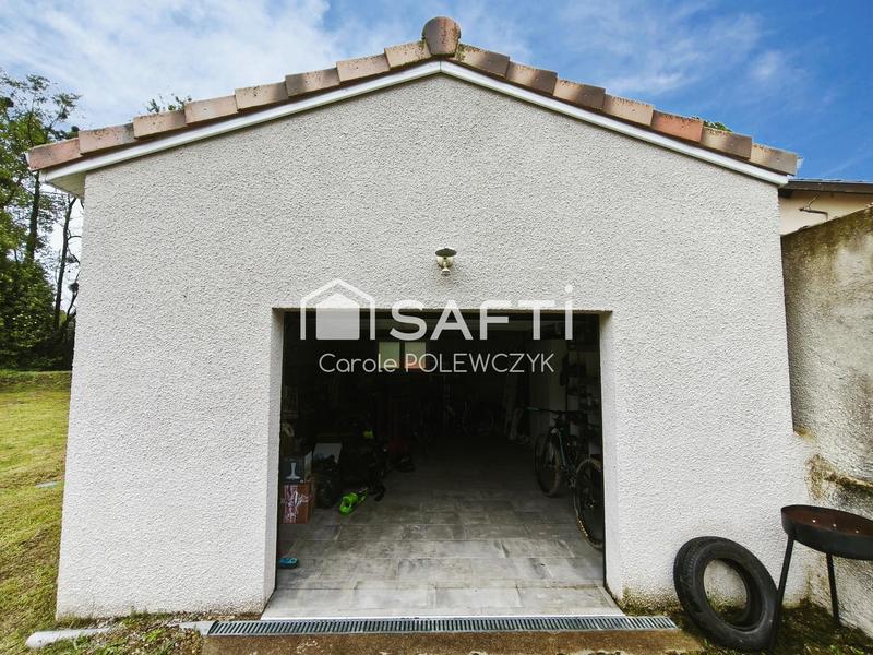 Maison - 90 m² - 4 pièces