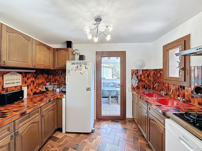 Villa - 215 m² - 7 pièces