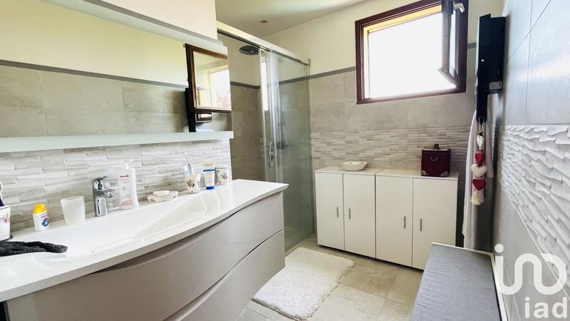 Maison - 275 m² - 8 pièces