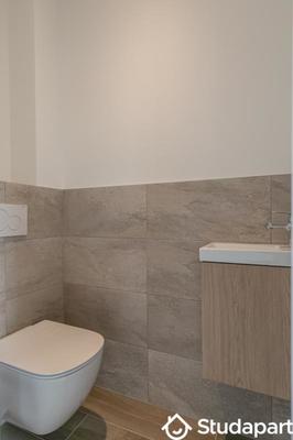 Chambre - 13 m² - 1 pièce