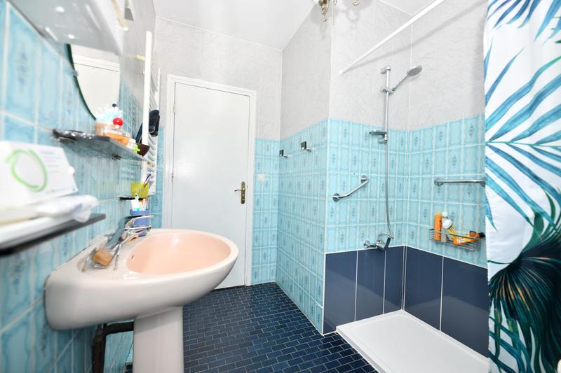 Maison - 148 m² - 6 pièces