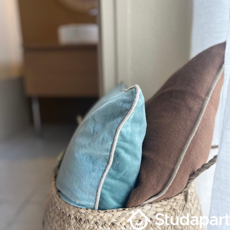 Chambre - 13 m² - 1 pièce