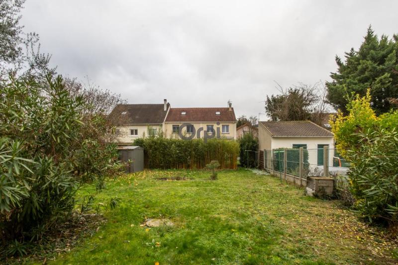 Maison - 105 m² - 4 pièces