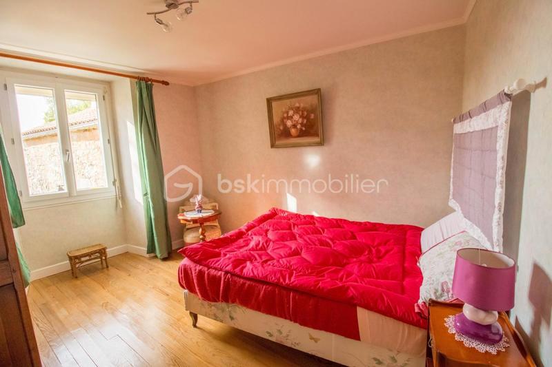 Demeure - 135 m² - 5 pièces