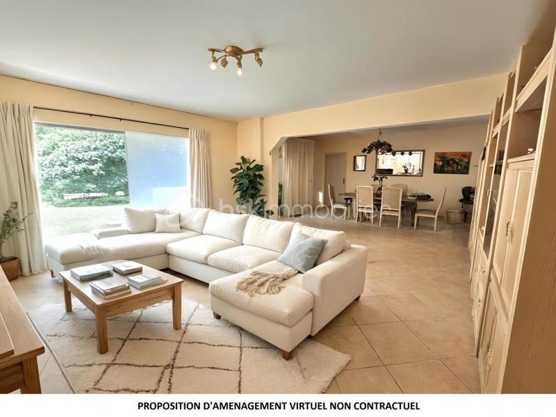 Maison - 210 m² - 6 pièces