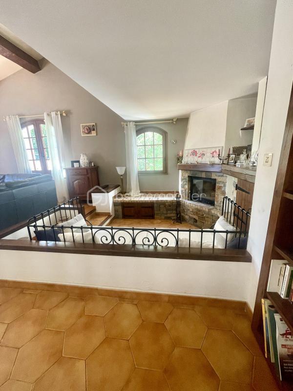 Propriété - 160 m² - 6 pièces