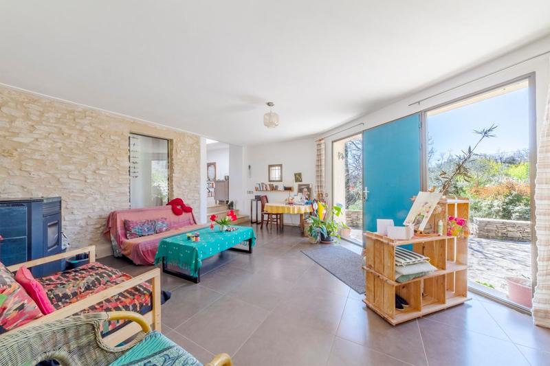 Maison - 236 m² - 7 pièces