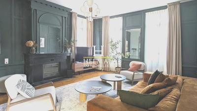 Maison - 226 m² - 7 pièces