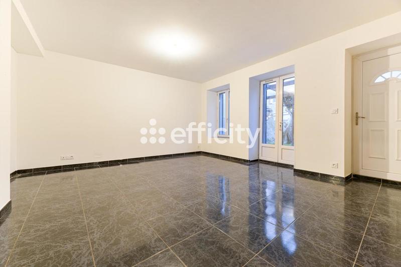 Maison - 117 m² - 6 pièces