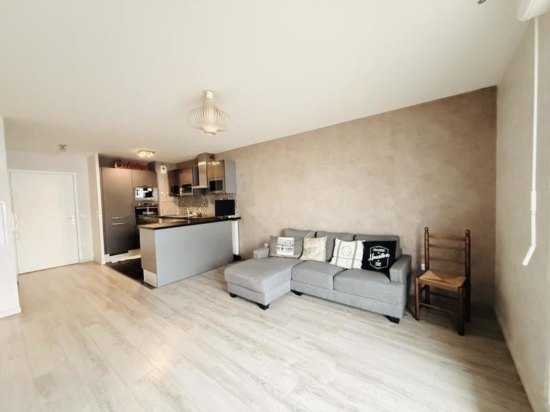 Appartement - 60 m² - 3 pièces