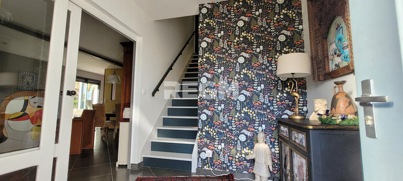 Maison - 143 m² - 6 pièces