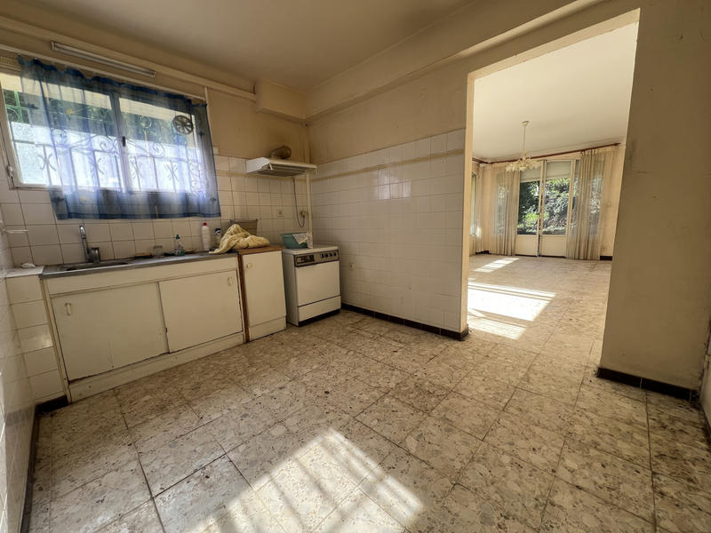 Maison - 139 m² - 9 pièces