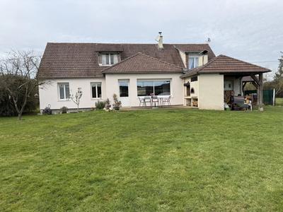 Maison - 155 m² - 5 pièces
