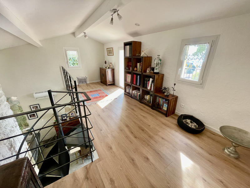 Maison - 198 m² - 5 pièces