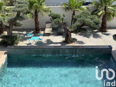 Maison - 201 m² - 6 pièces