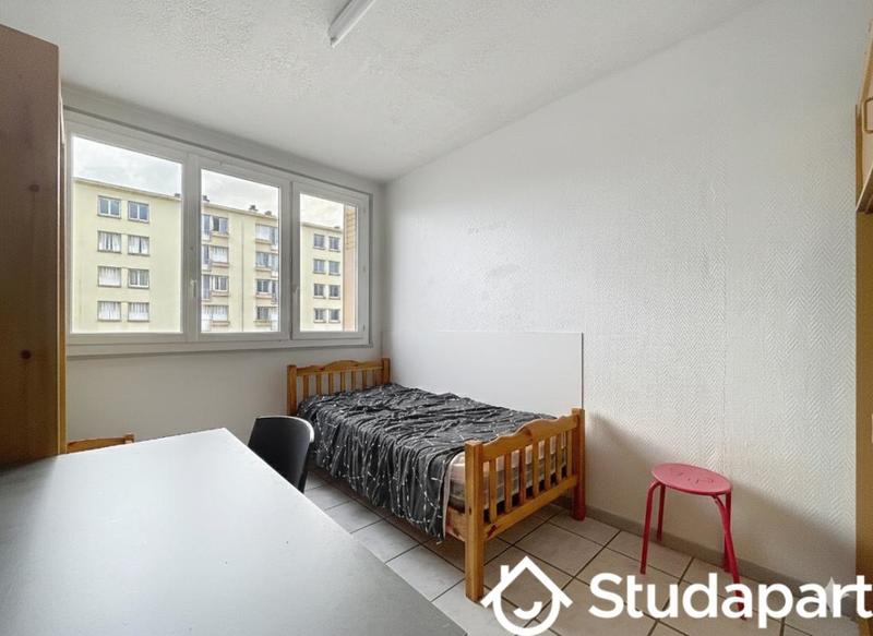 Chambre - 17 m² - 1 pièce