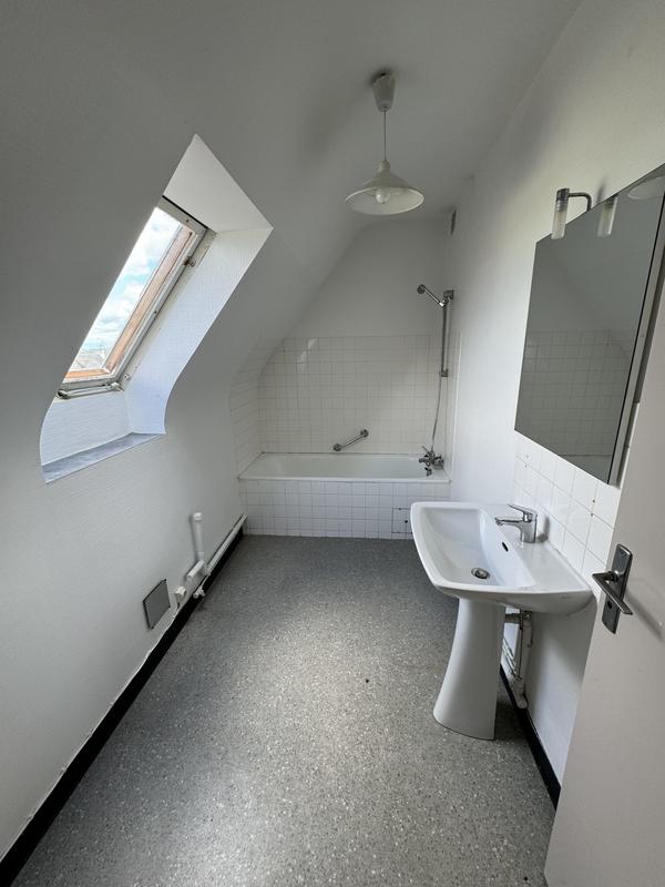 Maison - 89 m² - 5 pièces