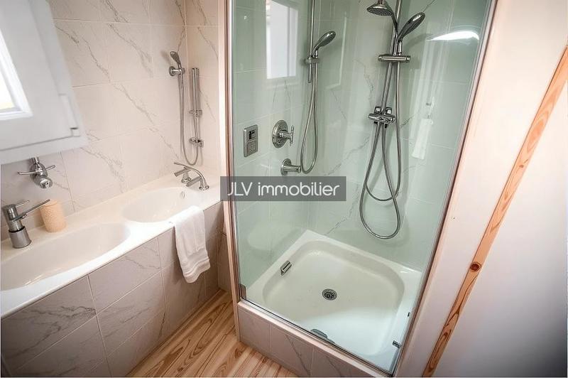 Maison de ville - 58 m² - 5 pièces