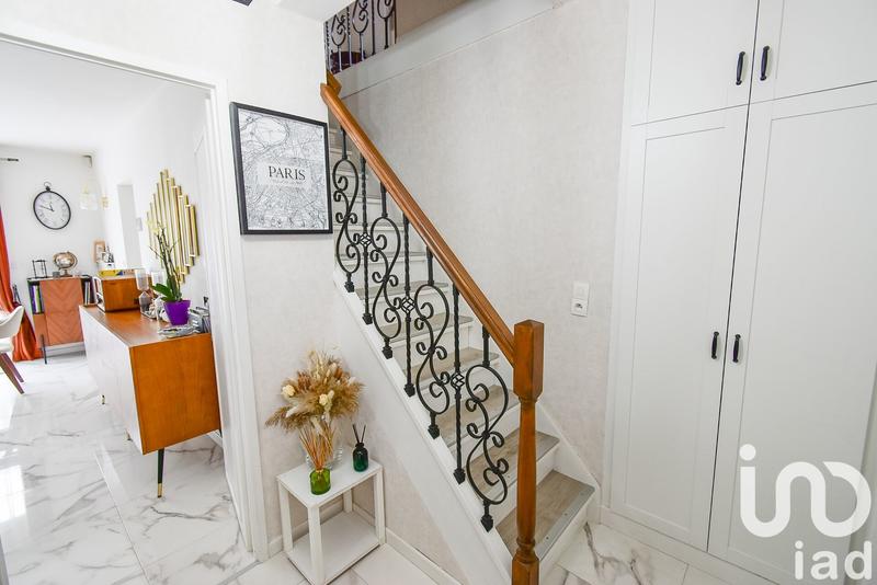 Maison - 97 m² - 5 pièces