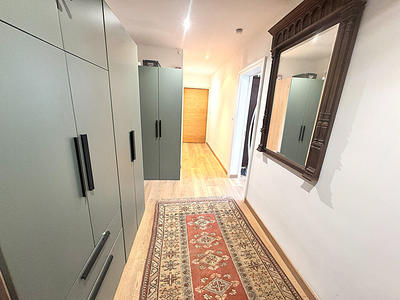 Appartement - 94 m² - 3 pièces