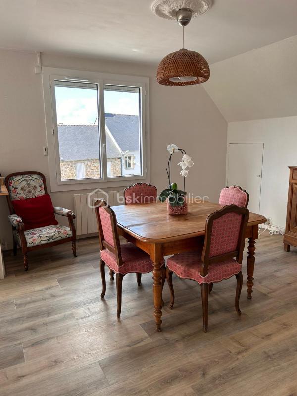 Duplex - 98 m² - 5 pièces