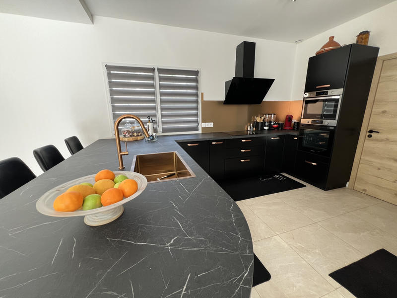 Maison - 164 m² - 6 pièces