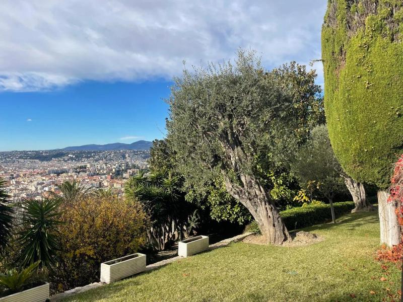 Appartement - 61 m² - 2 pièces