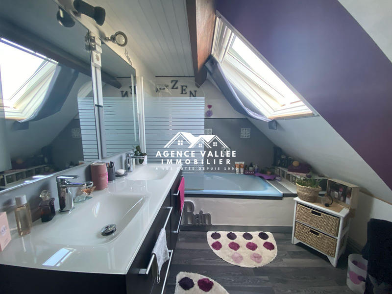 Maison - 153 m² - 7 pièces