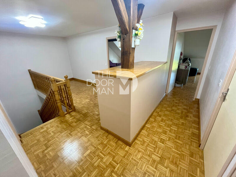 Maison de campagne - 210 m² - 6 pièces