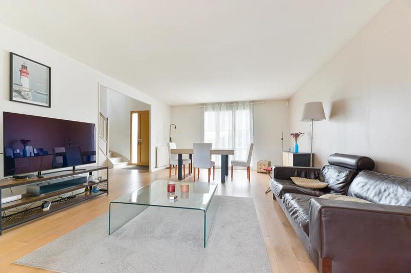 Maison - 169 m² - 7 pièces