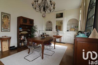 Maison - 209 m² - 9 pièces