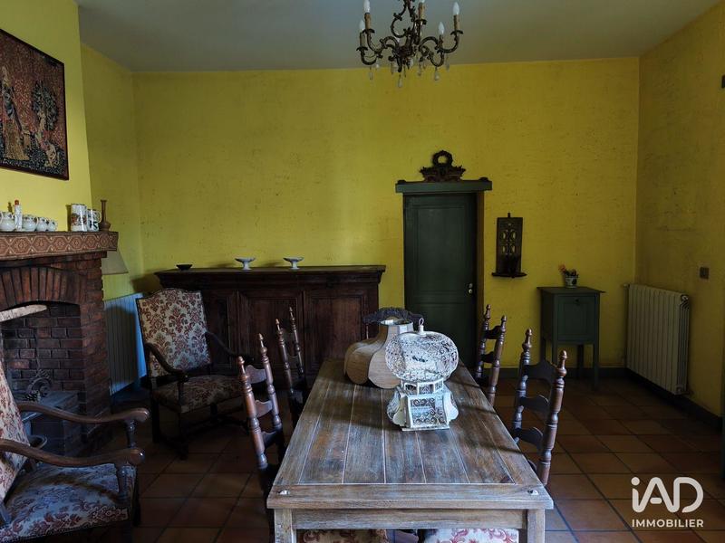 Maison - 235 m² - 5 pièces