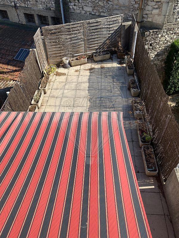 Immeuble - 234 m² - 9 pièces