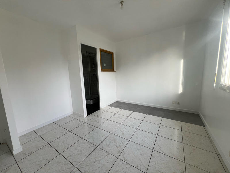 Maison - 101 m² - 6 pièces