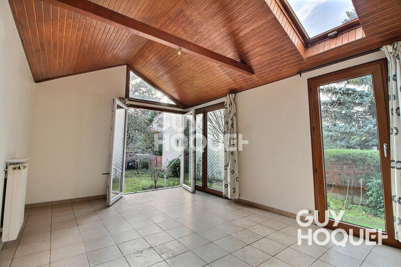 Maison - 110 m² - 6 pièces