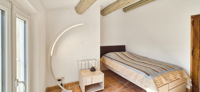 Maison - 221 m² - 8 pièces