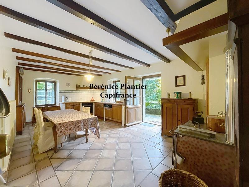 Maison - 246 m² - 7 pièces