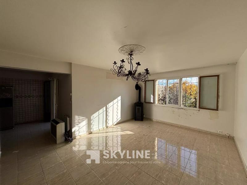 Maison - 105 m² - 6 pièces